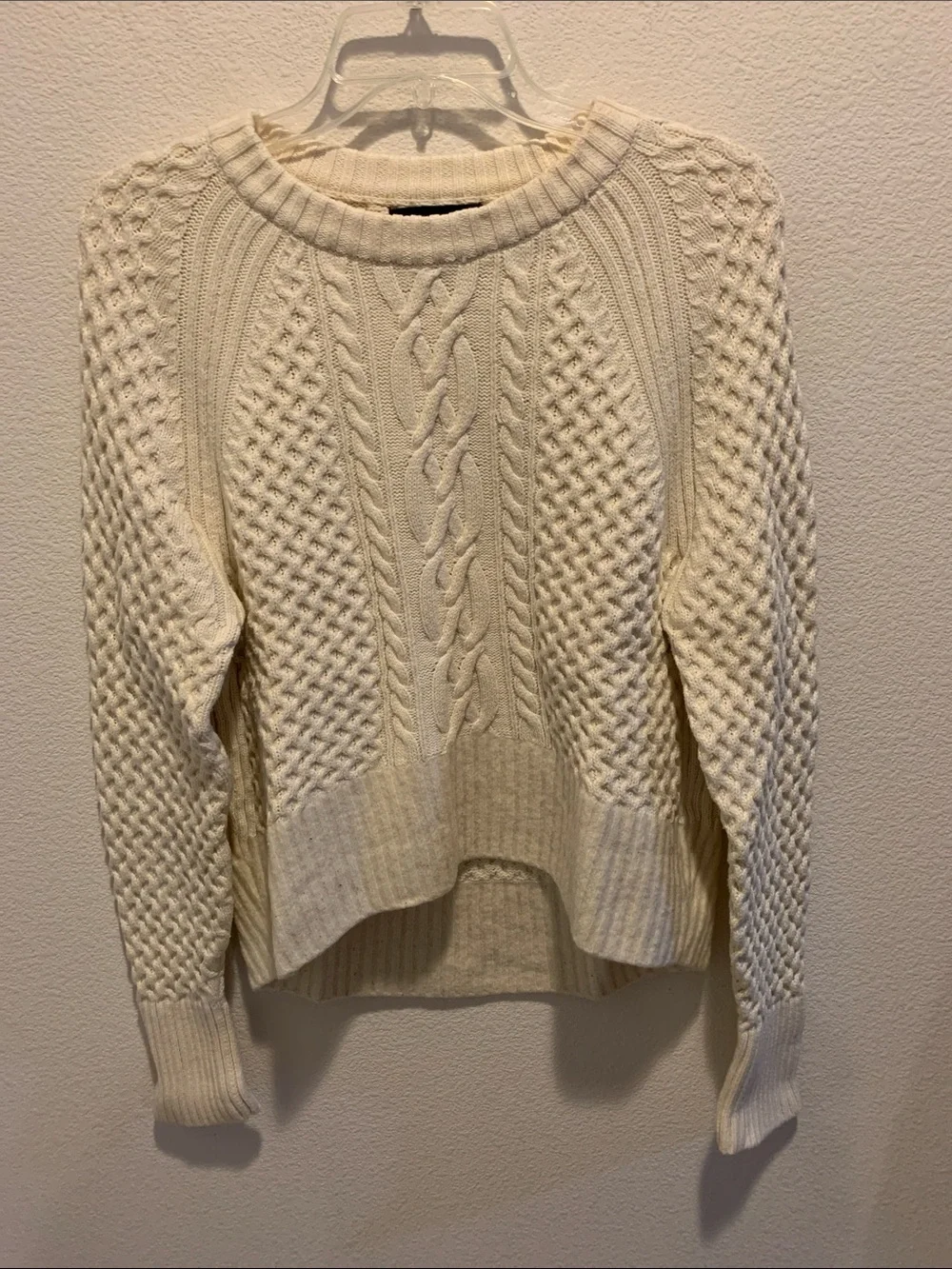 Banana Republic Cropped Cream Cable Knit Chunky Texture Sweater-Layering Small​